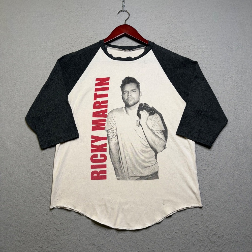 Ricky Martin Baseball Tee Mens M White One World Tour 2015 Raglan Graphic Shirt